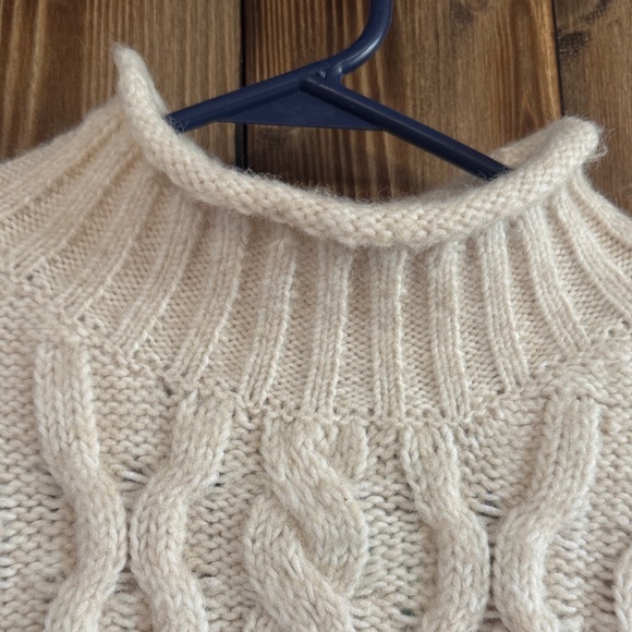 bobeau Cream Cable-Knit Sweater with Black Trim - Picture 4 of 8